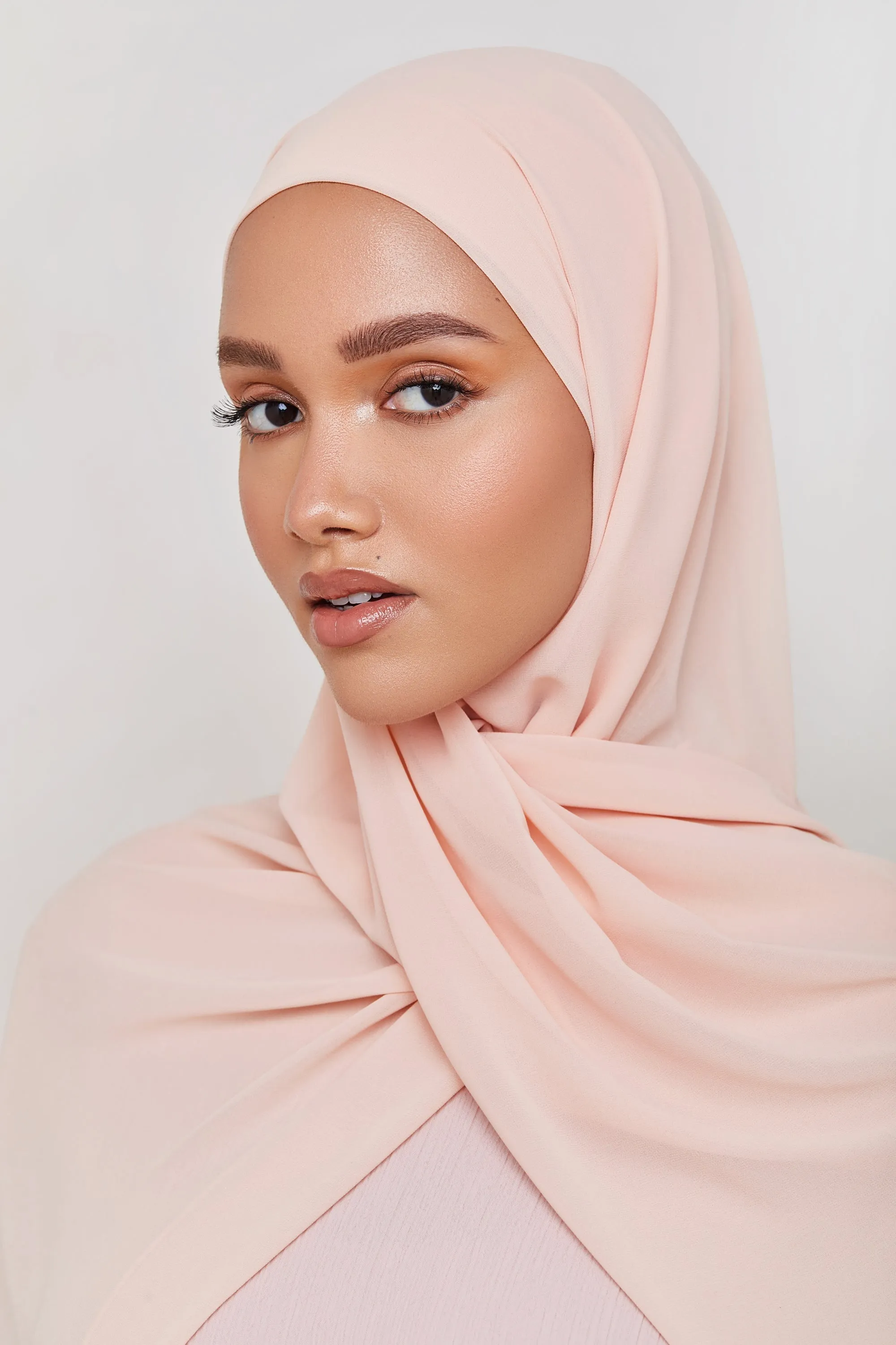 Chiffon LITE Hijab - Almost Apricot