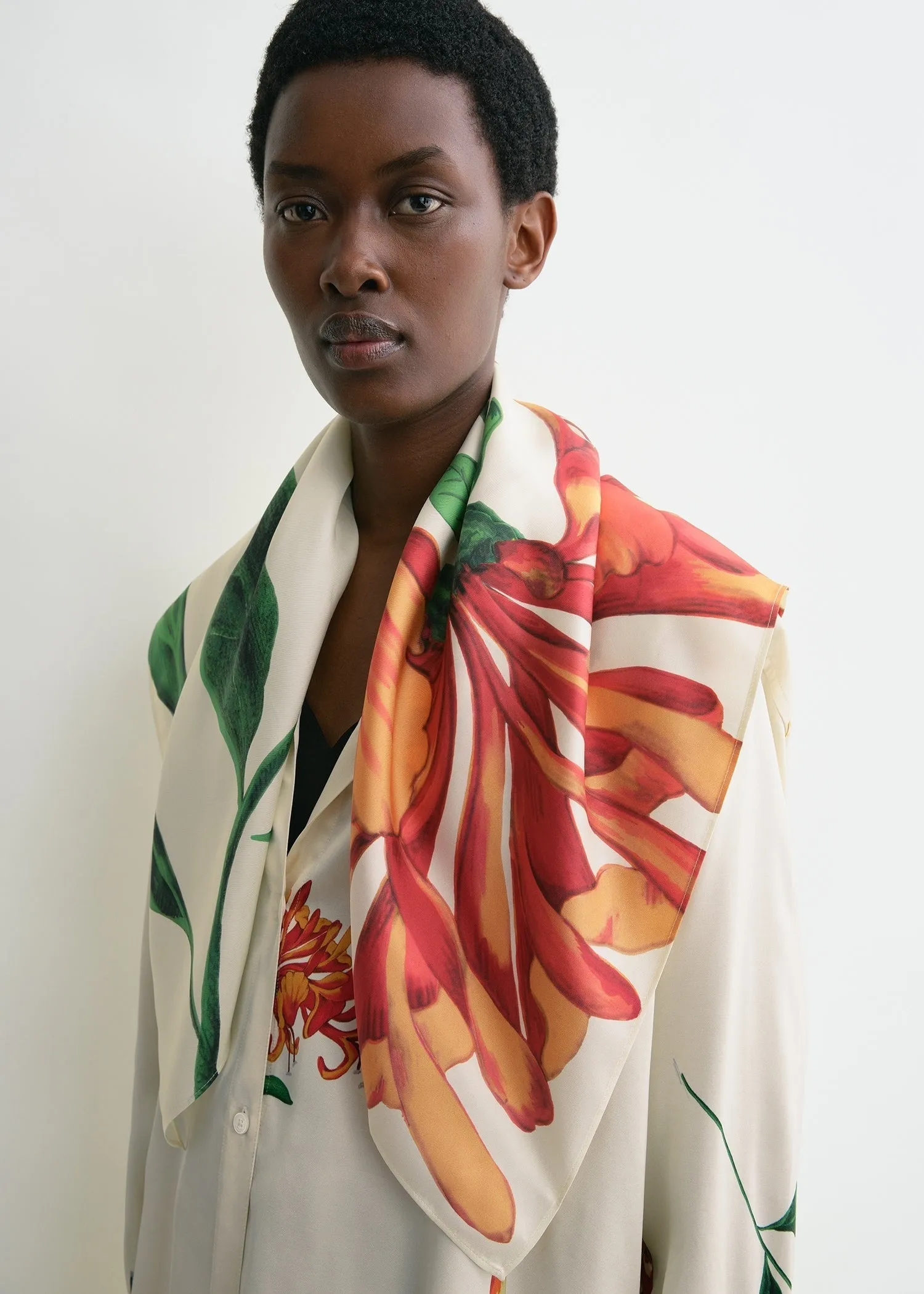 Honeysuckle silk scarf ecru/orange