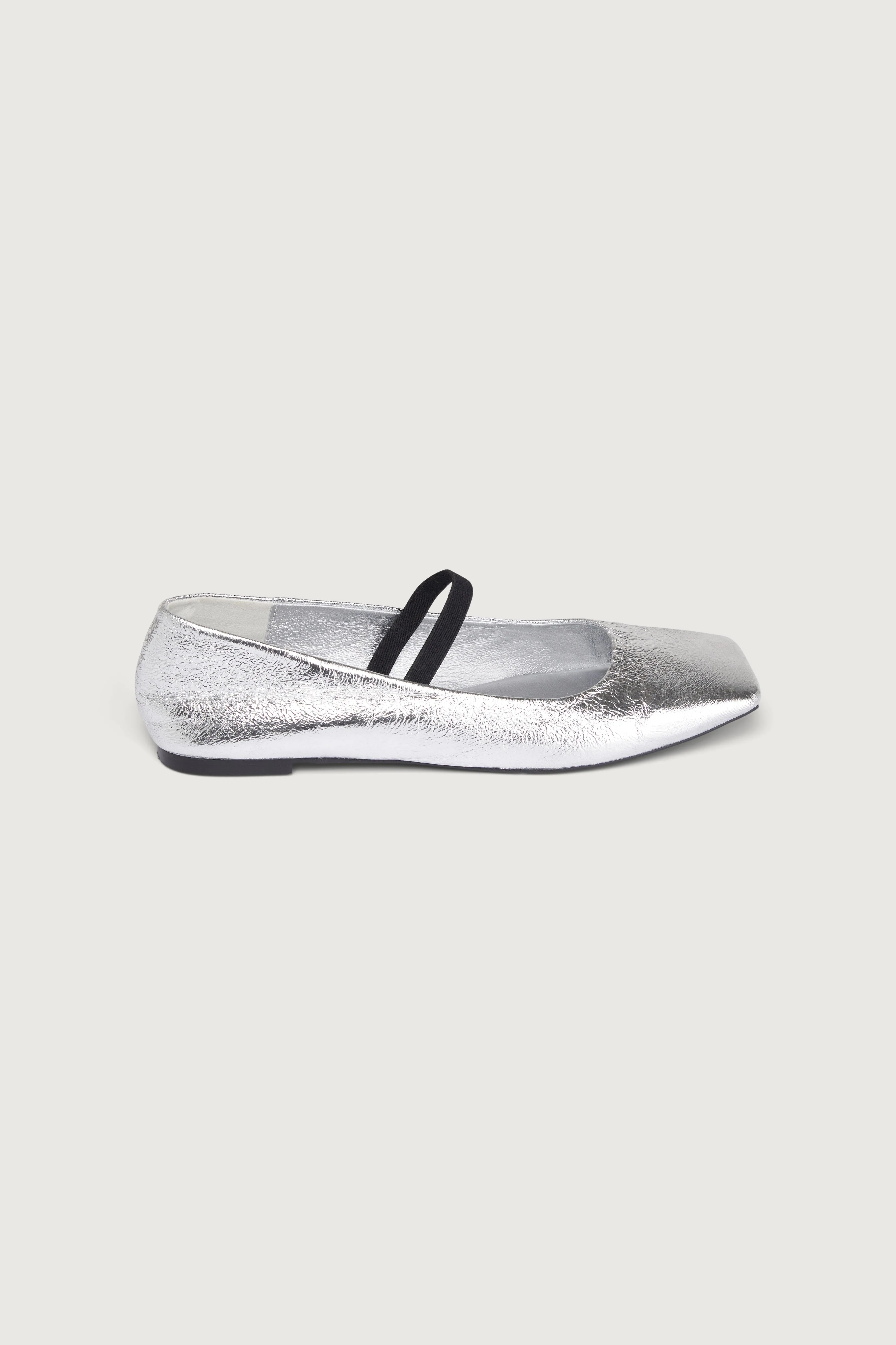 METALLIC SILVER BALLET FLAT