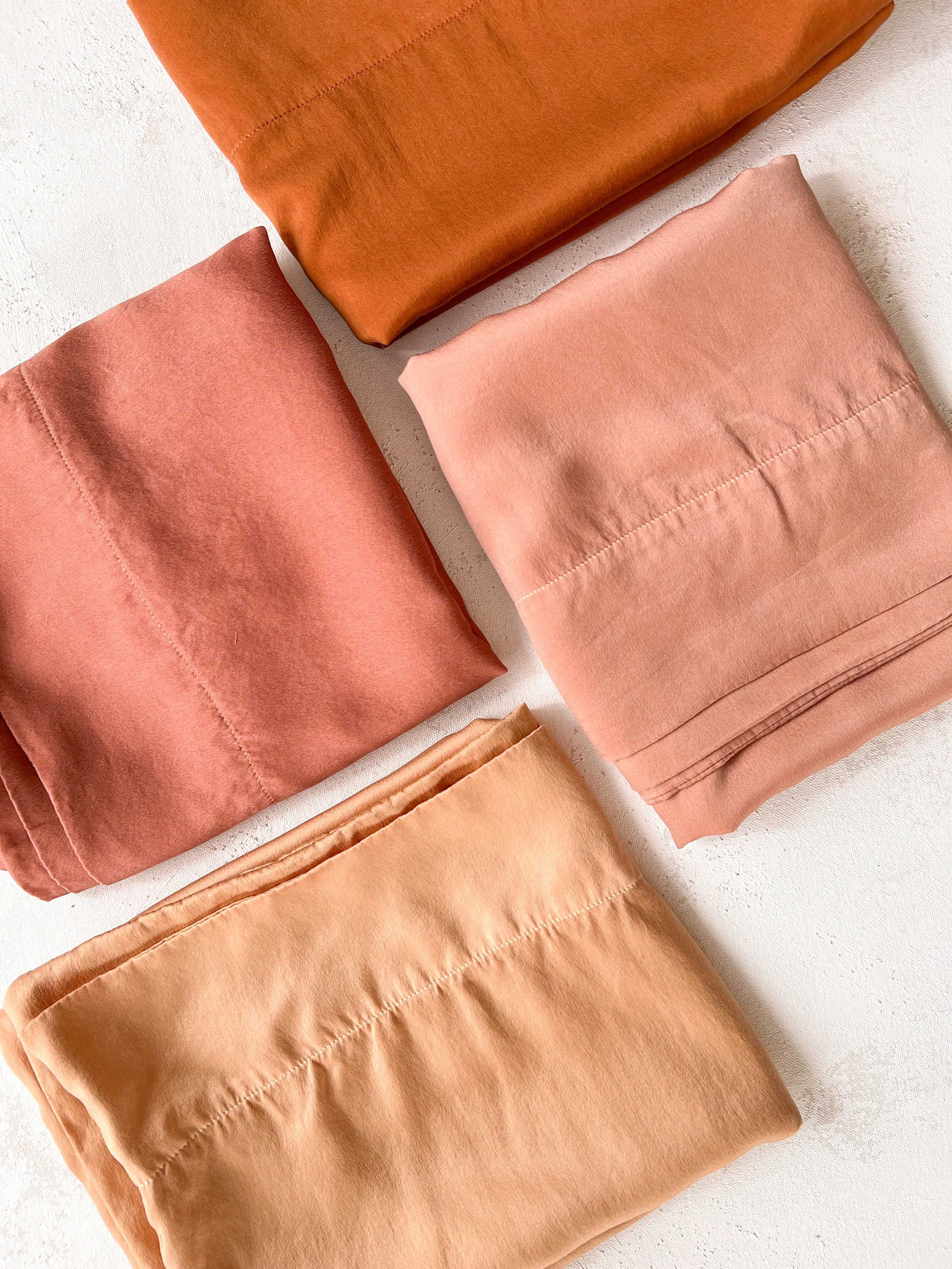 Silk Pillowcase in Apricot