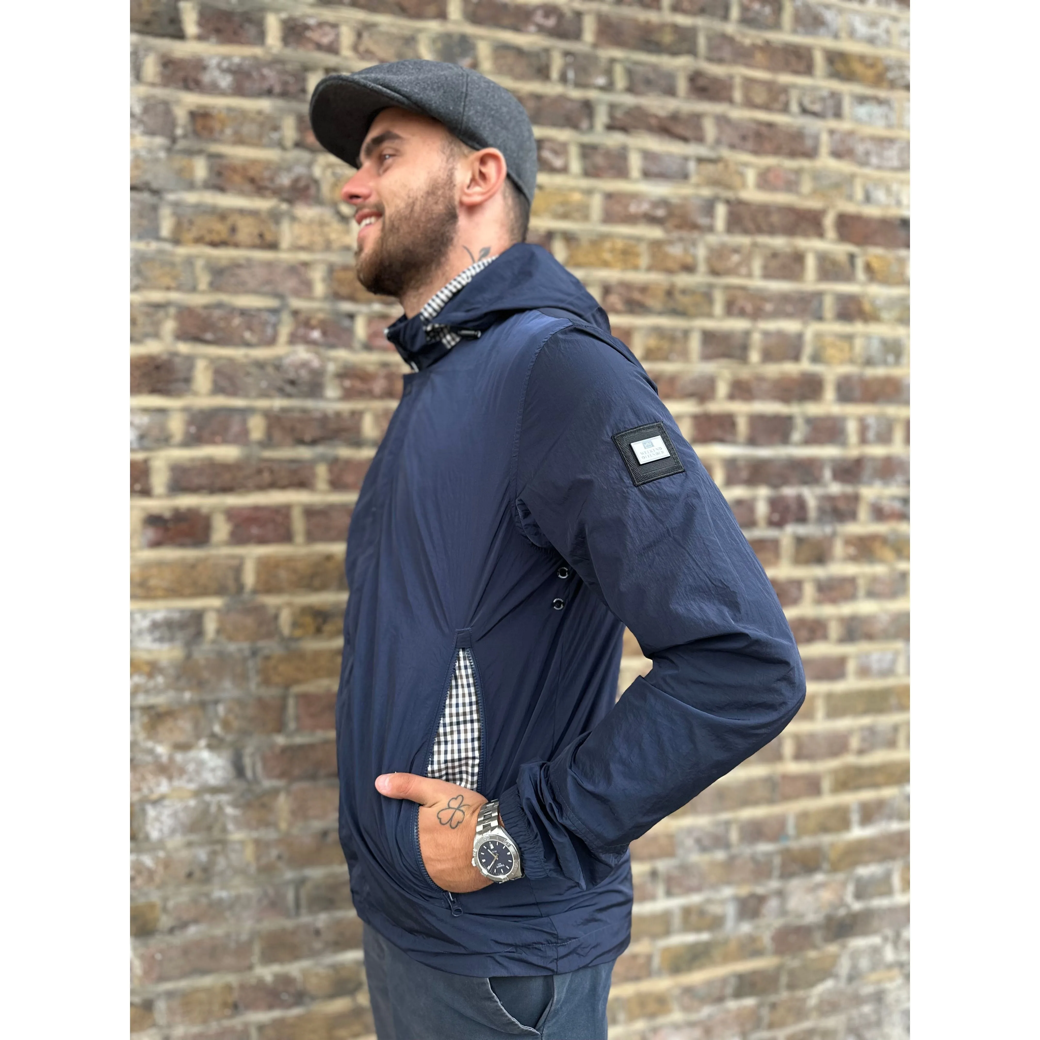 Weekend Offender - Saunders House Check / Navy - Jacket